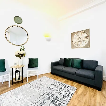 St Johns 2Bedroom Apartment